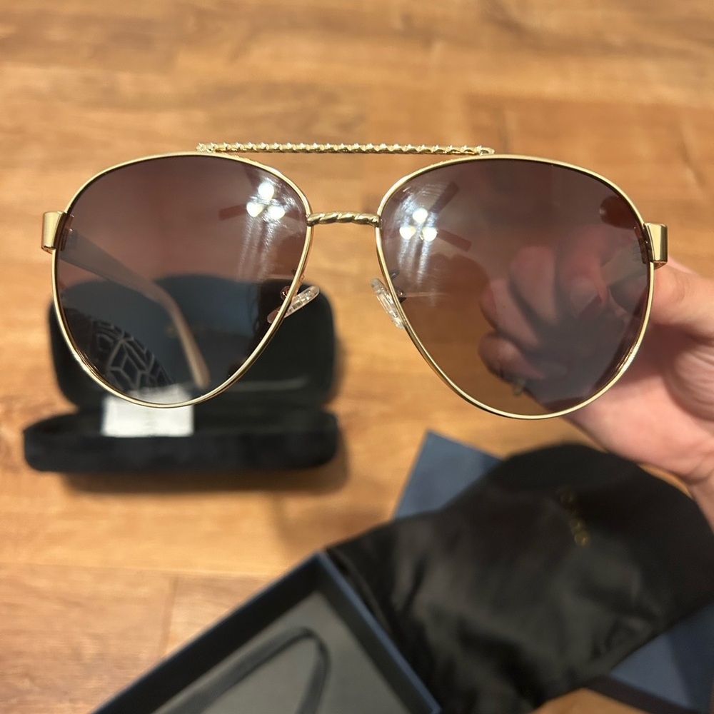 Gold Gucci Aviator Sunglasses
